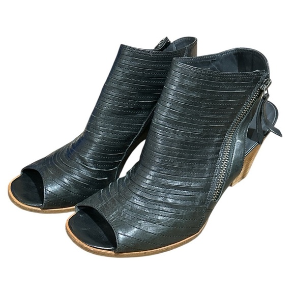 EUC - Paul Green Cayenne Peep Toe Booties - black - UK 7.5/US10 - Picture 3 of 8